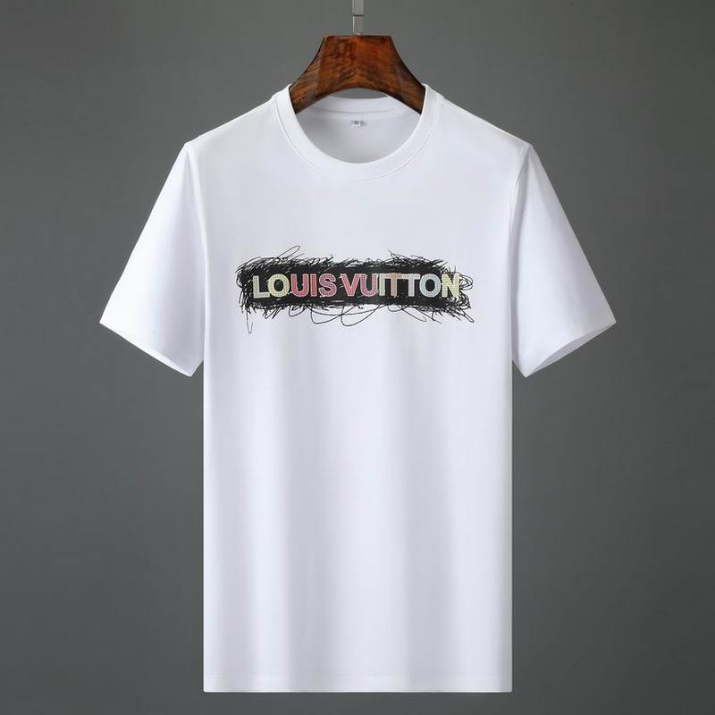 Louis Vuitton Men's T-shirts 781